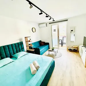 https://central-studio-apartment-1-tirana.albaniahotels.org
