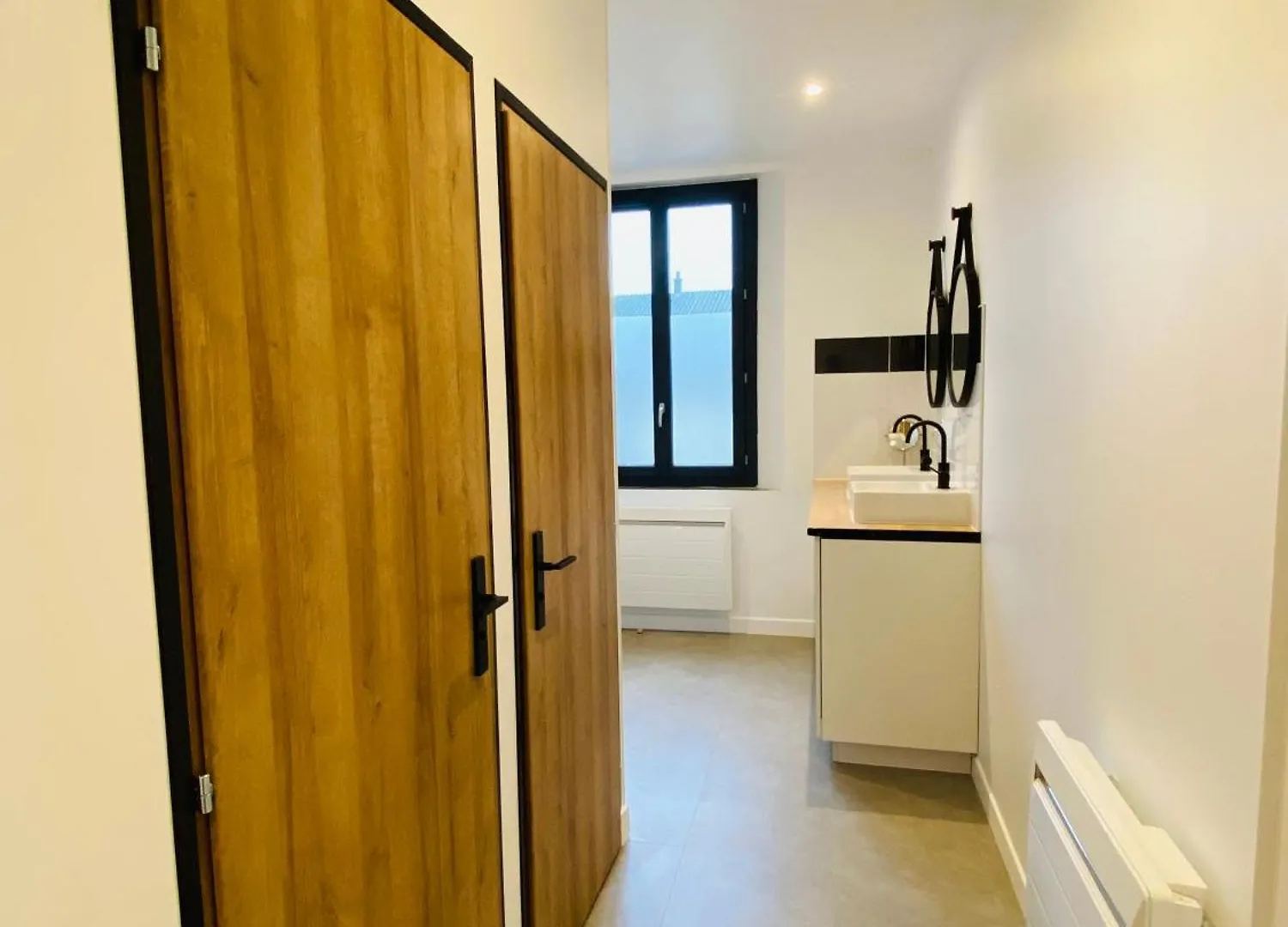 The Share House Apartment Tille France